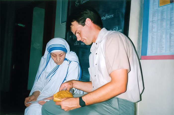 Mullen delivering packages to Mother Teresa in Calcutta, India.